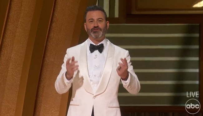 트럼프 재선에 '불안' 느낀 셀럽들의 미국 탈출 러시! 지미  Kimmel, 이탈리아 시민권 취득하며 '선언'