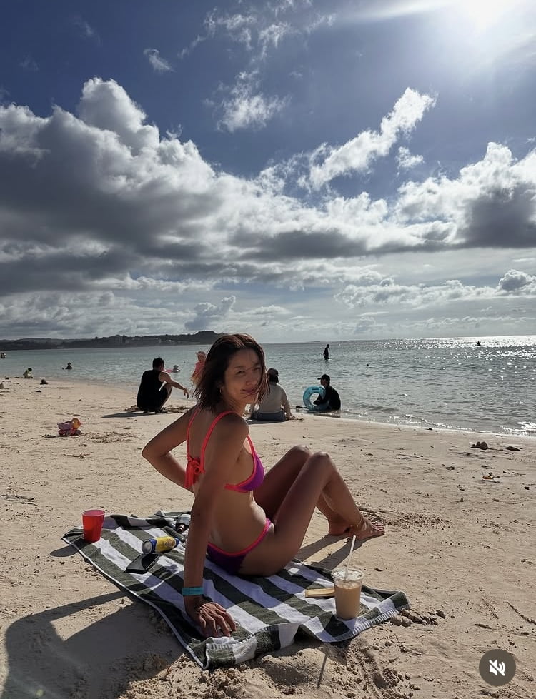 Korean TV Personality Kim Bin Woo Enjoys Sunny Getaway in Guam