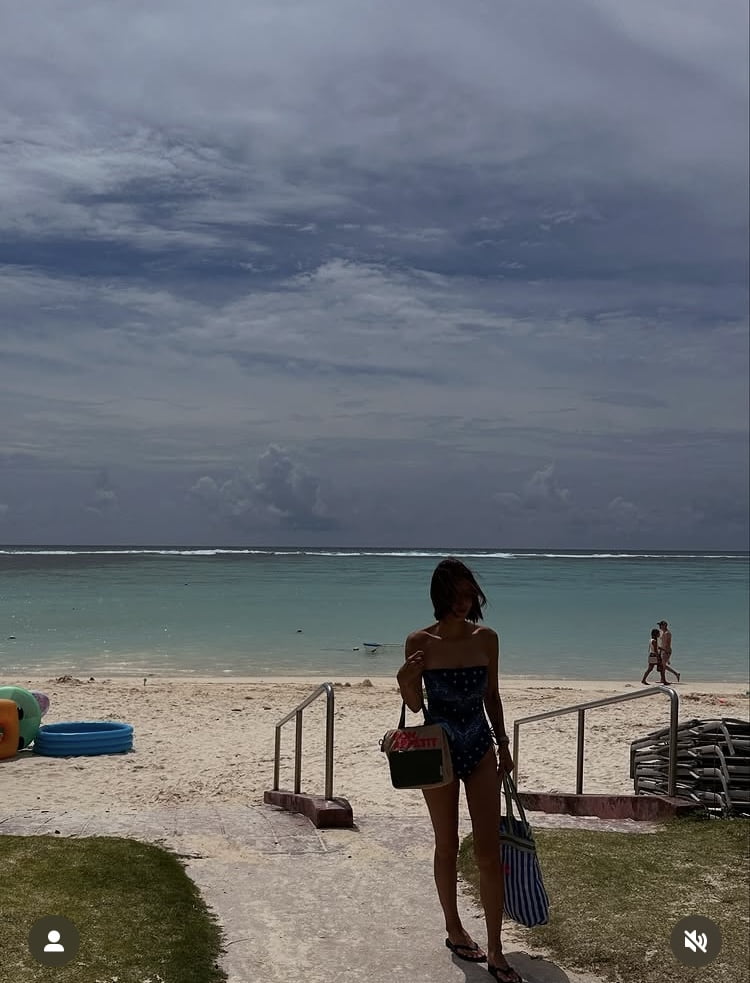 Korean TV Personality Kim Bin Woo Enjoys Sunny Getaway in Guam