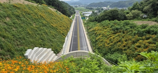 오는 29일 오전 11시 경기 연천 신서면 도신리~대광리를 잇는 6.9km 길이의 경기 연천 국도 3호선 구간이 개통한다. 국토부 제공
