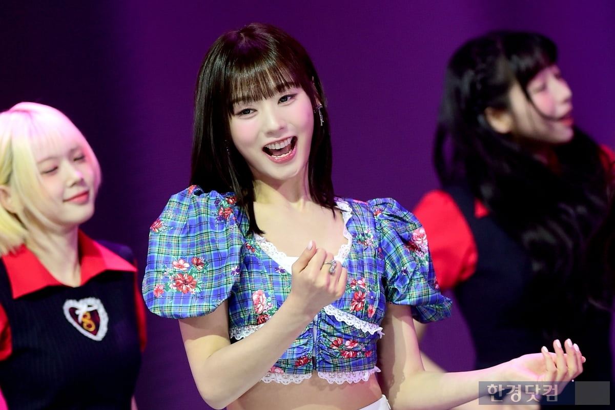 유니스, 레몬 100개 먹은 듯…'상큼함 가득~' [입덕도우미]