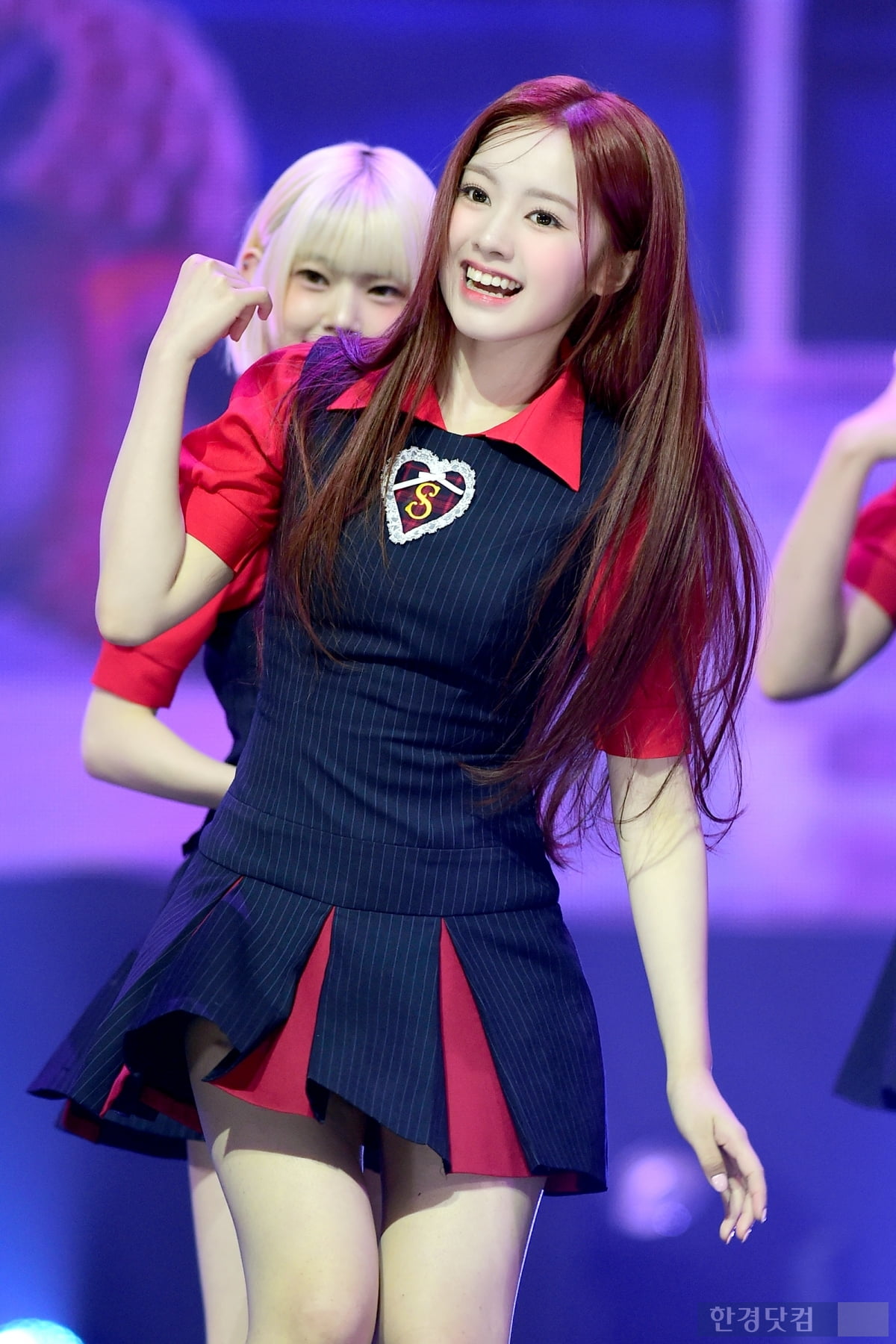 유니스, 레몬 100개 먹은 듯…'상큼함 가득~' [입덕도우미]