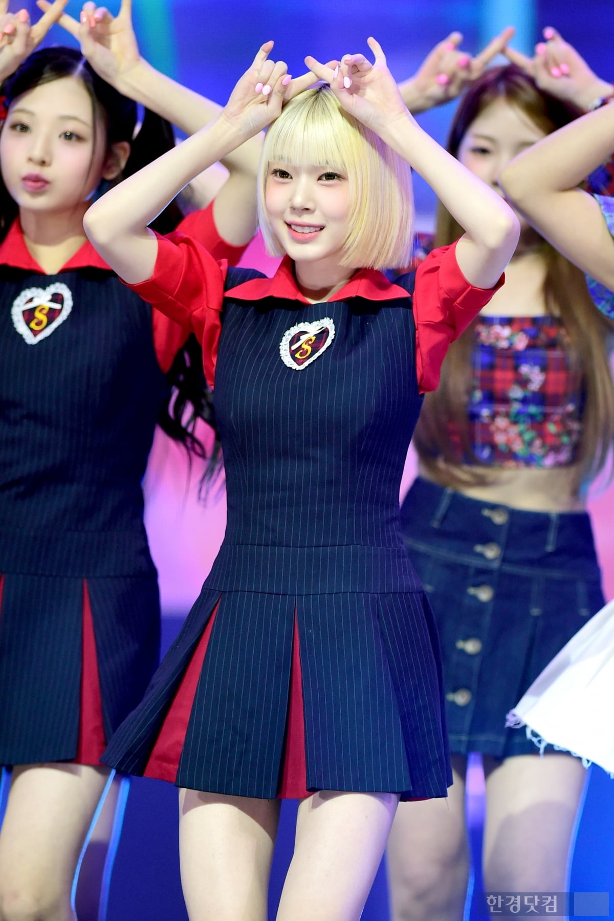 유니스, 레몬 100개 먹은 듯…'상큼함 가득~' [입덕도우미]