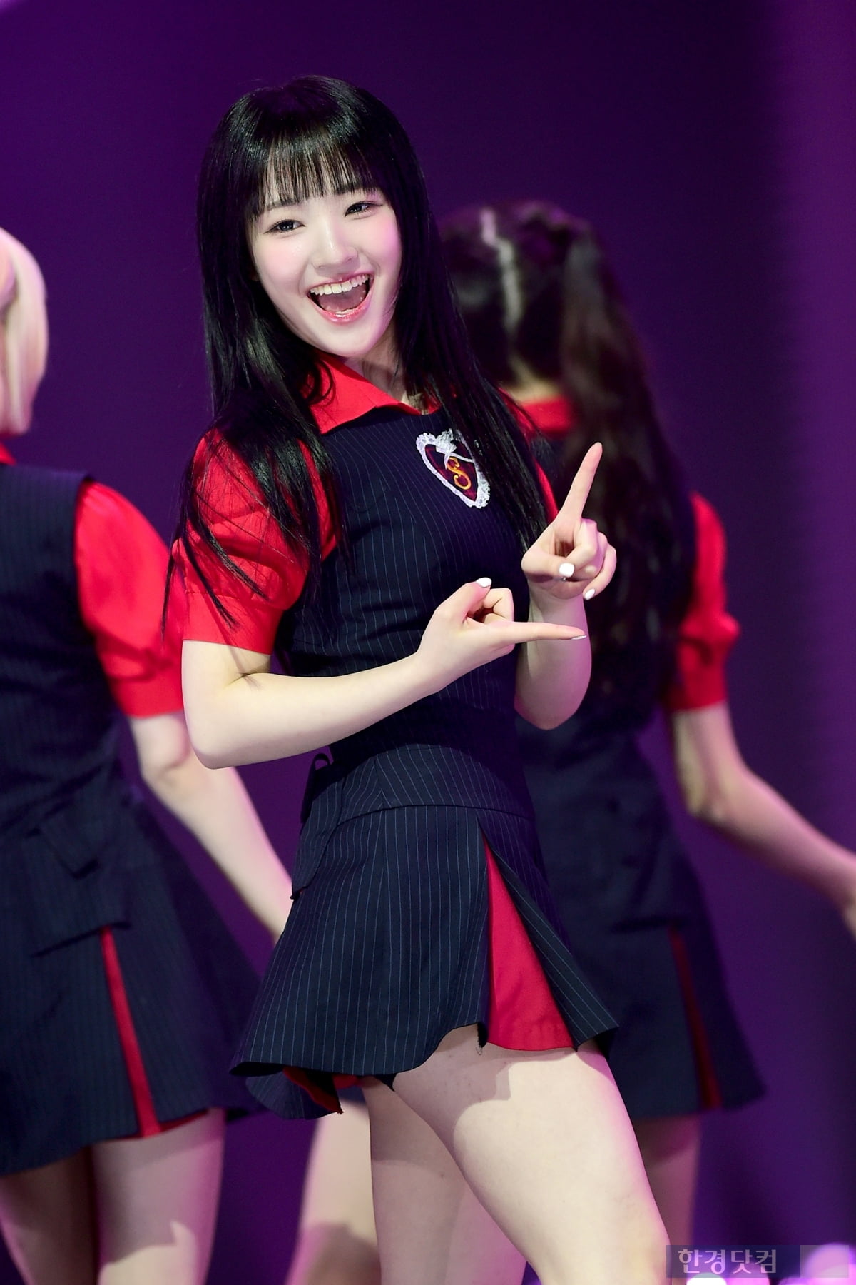 유니스, 레몬 100개 먹은 듯…'상큼함 가득~' [입덕도우미]