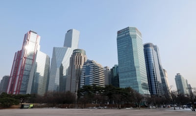 [단독] 은행 예대마진 잡겠다는 ‘횡재세’, 채권 시장 수요 기반 흔든다