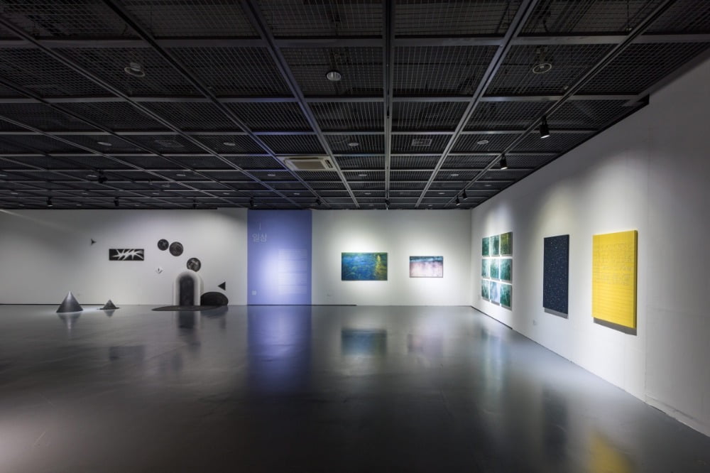 2025 레지던시 연합 교류전 <NOWHERE(Nowhere, Now here)> 2025.07.04. - 08.31. 대구예술발전소 전시 전경 / 사진제공. 대구예술발전소