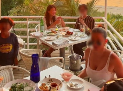 '美 식당 비매너 논란' 이시영, 결국 고개 숙였다…"죄송"
