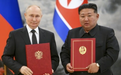 푸틴, 김정은에 전화…'트럼프와 정상회담 정보' 공유