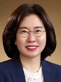 이미선 신임 기상청장 "단순 예보 넘어 농업·산업·에너지 대응 파트너될 것"