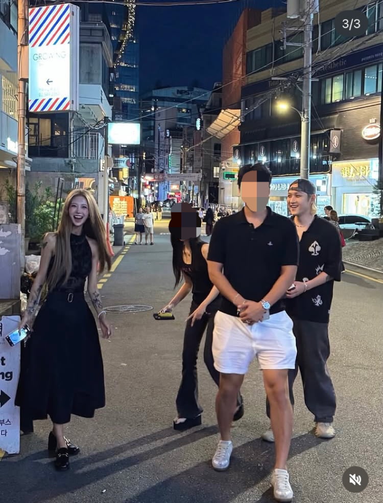 Children of Late Choi Jin-sil Reunite with Hong Jin-kyung