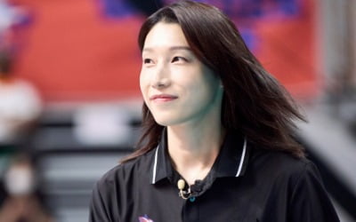'식빵언니' 김연경, 은퇴 하더니…깜짝 근황