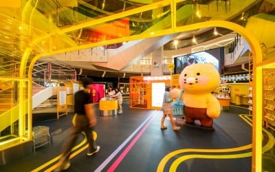 "17층에 곧 구조대 오겠네" 두근두근…'국민 밉상주'의 대반전 [윤현주의 主食이 주식]