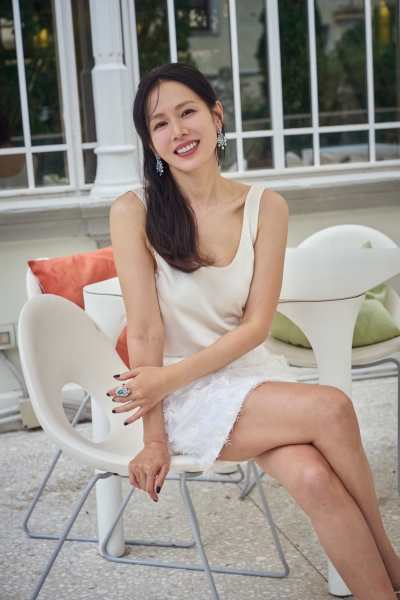 손예진·박희순 "'어쩔수가없다'는 참 이상한 영화" [여기는 베니스]