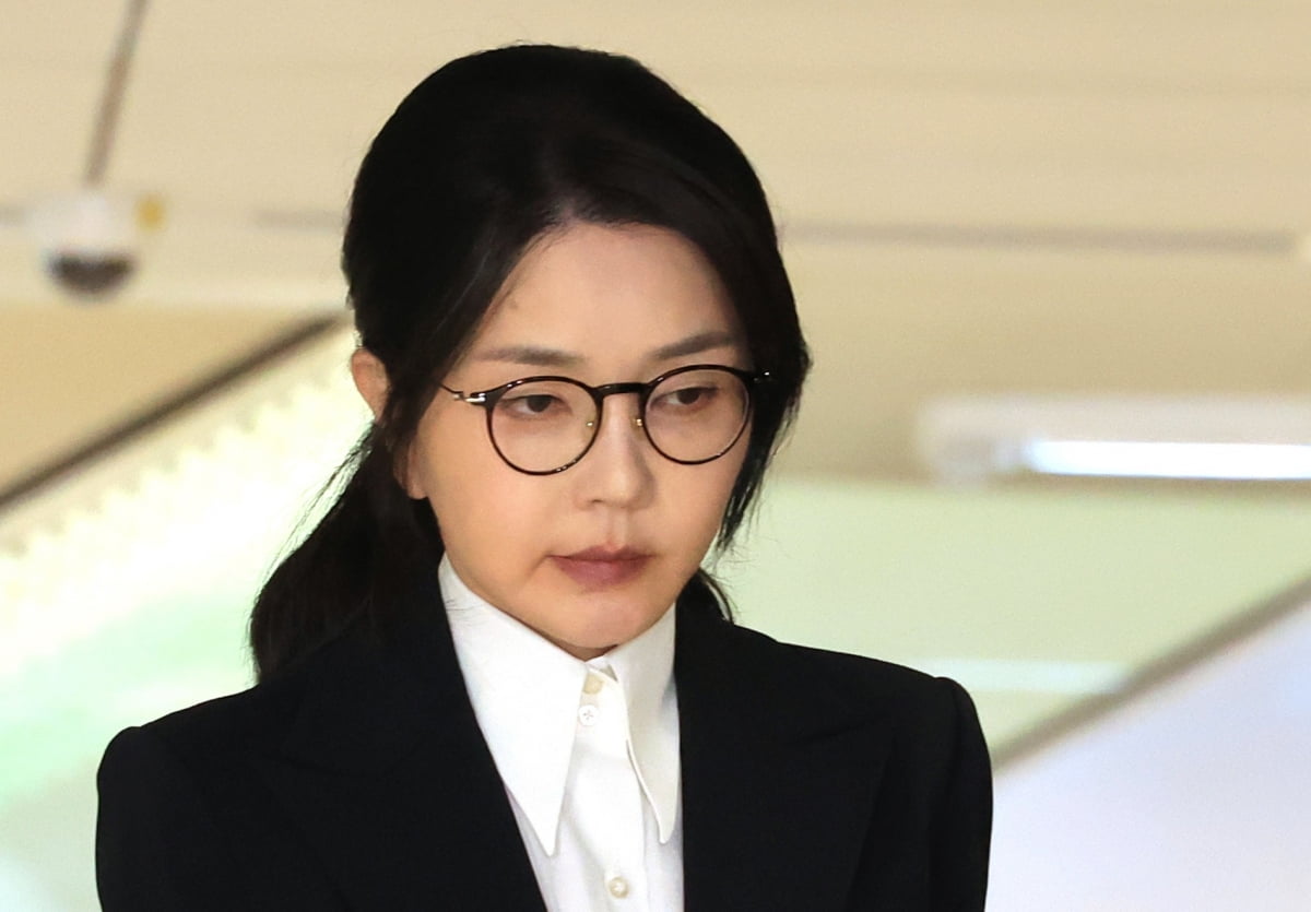 [속보] 특검 "김건희 혐의는 자본시장법·정치자금법 위반 등"