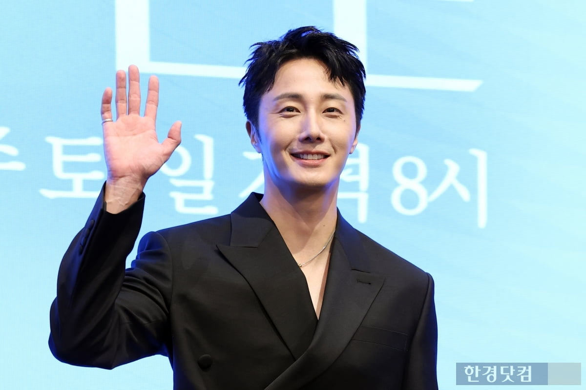 [포토] 정일우, '뭇 여성팬 설레게 만드는 미소'