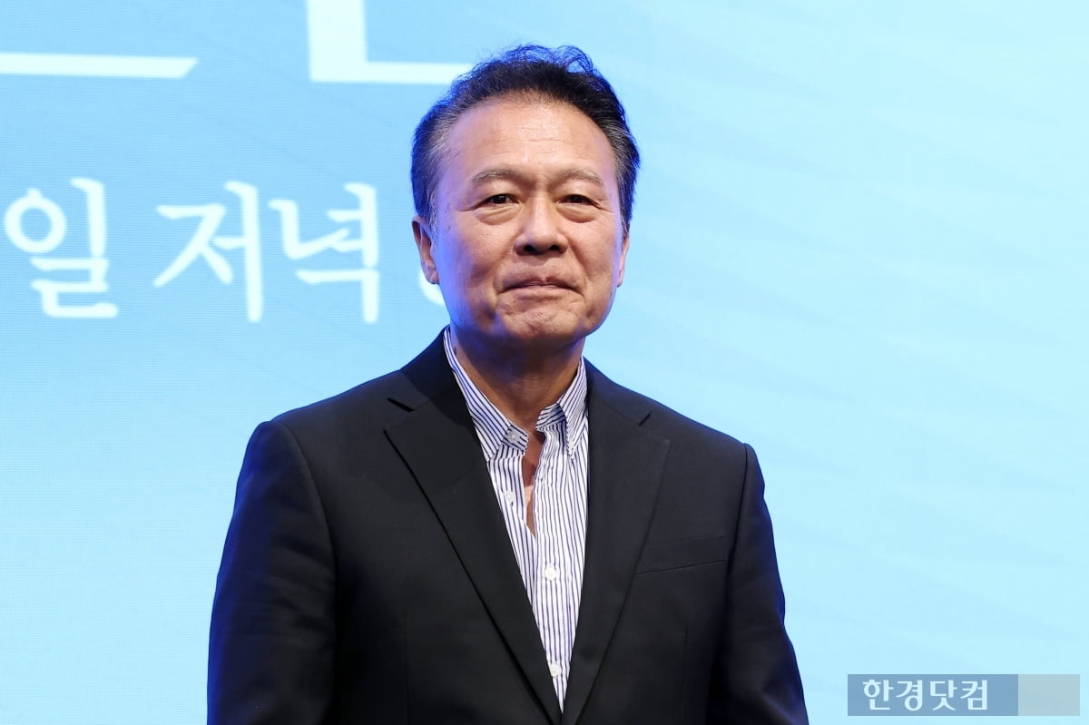 '화려한 날들' 감독 "소현경 작가·천호진 '아버지 3부작' 될 것"