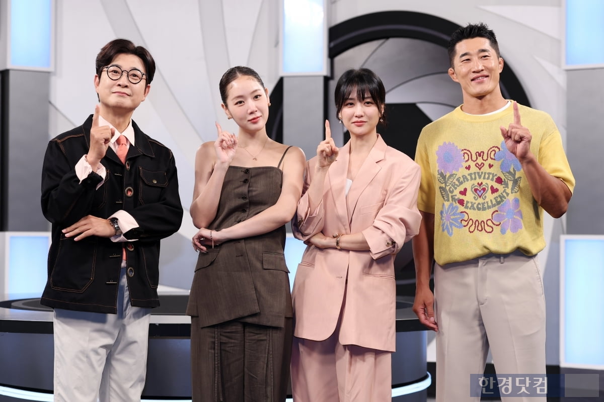 [포토] 앞으로도 '히든아이' 많이 사랑해 주세요