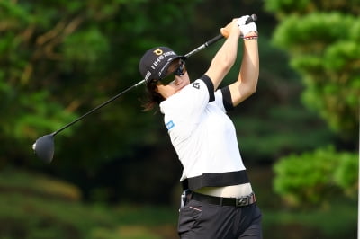 [포토] 정윤지, '군더더기 없는 깔끔한 티샷' (BC카드·한경 레이디스컵 2025)