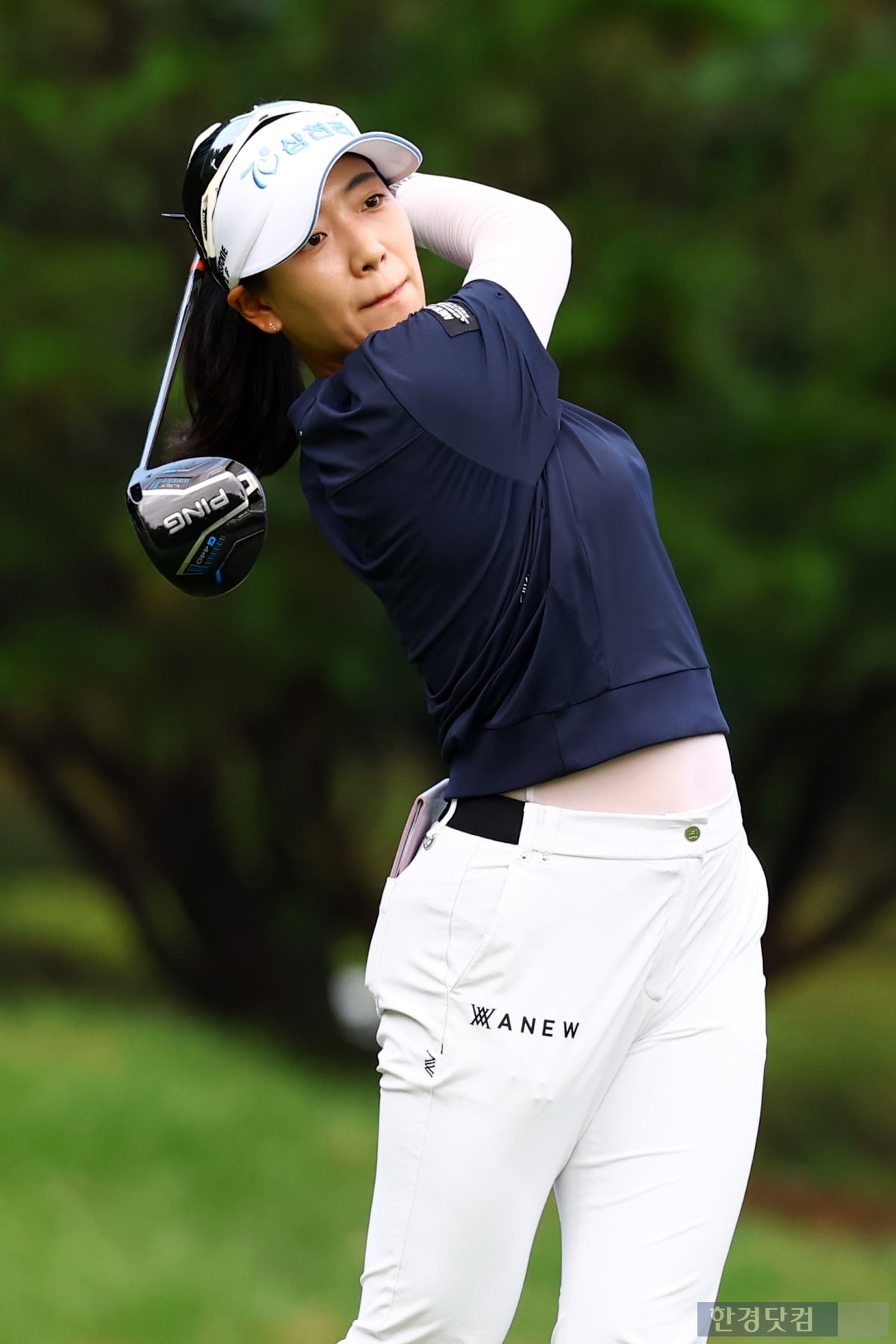 [포토] 이재윤, '피니시까지 완벽하게' (BC카드·한경 레이디스컵 2025)