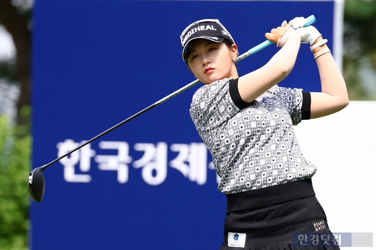[포토] 박현경, '디팬딩챔피언 나가신다' (BC카드·한경 레이디스컵 2025)