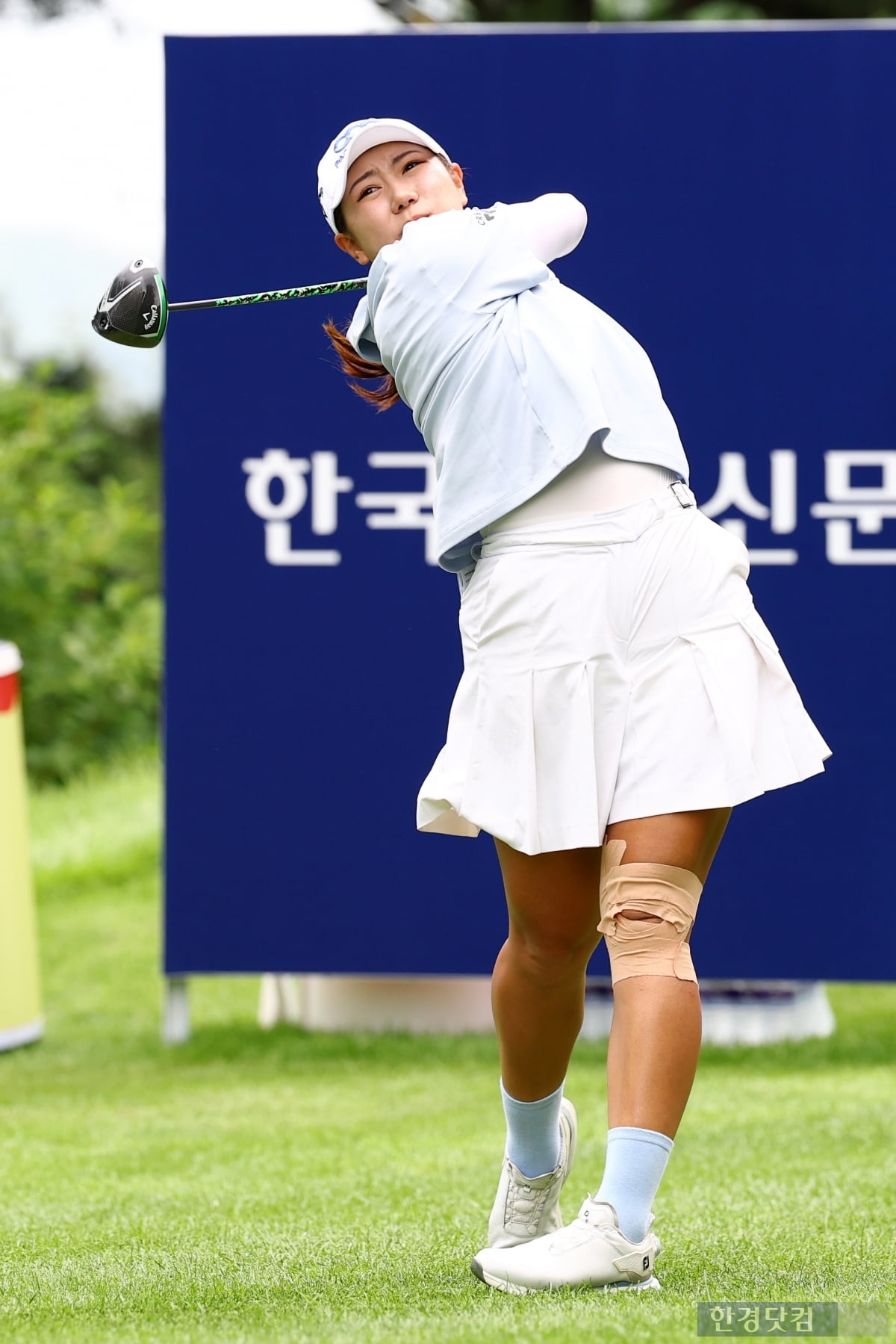 [포토] 강채연, '신중한 티샷' (BC카드·한경 레이디스컵 2025)