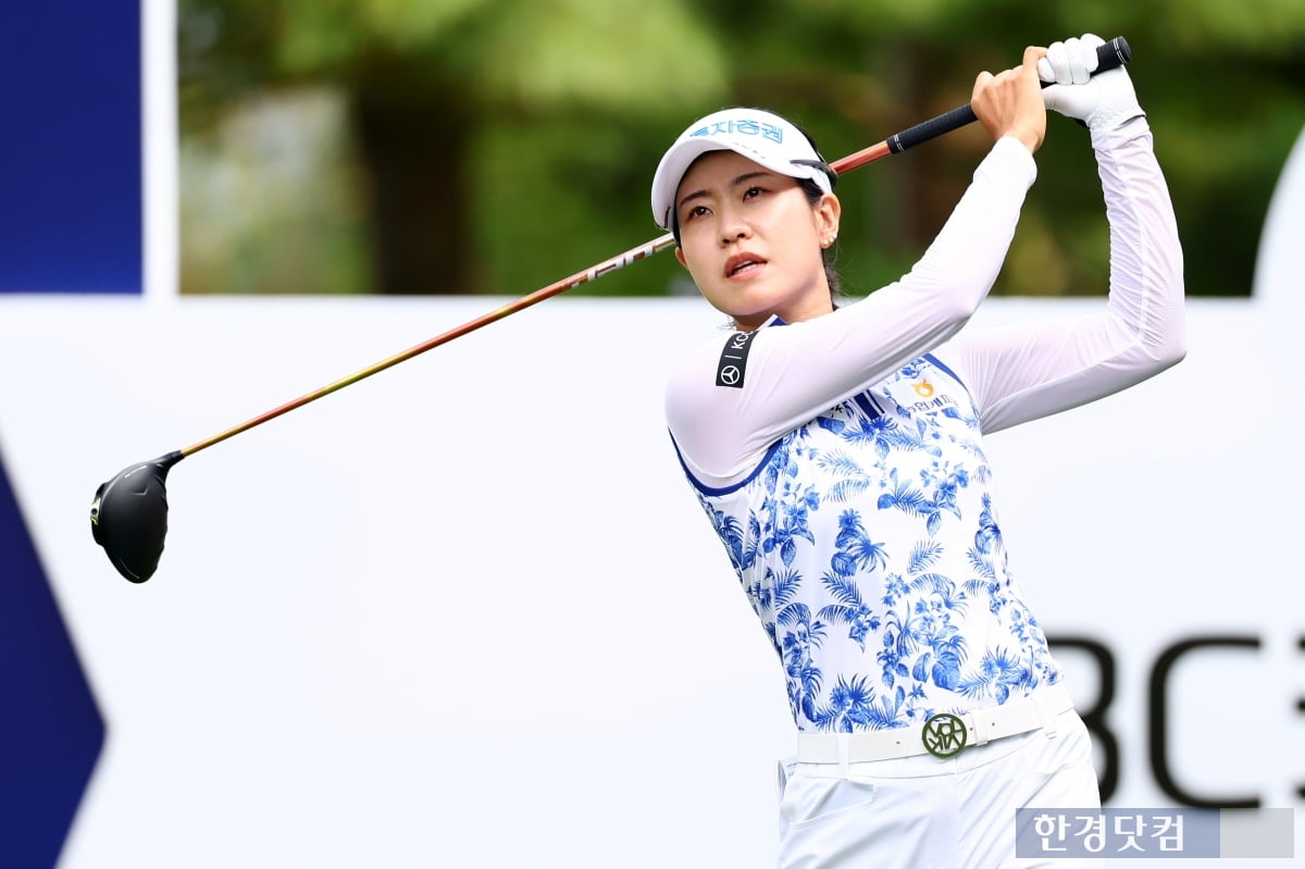 [포토] 박민지, '거침없는 스윙' (BC카드·한경 레이디스컵 2025)