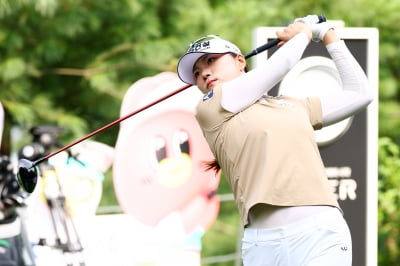 [포토] 김민선7, '샷 하나하나 신중하게~' (BC카드·한경 레이디스컵 2025)
