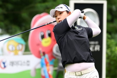 [포토] 박지영, '끝까지 최선을 다한다' (BC카드·한경 레이디스컵 2025)