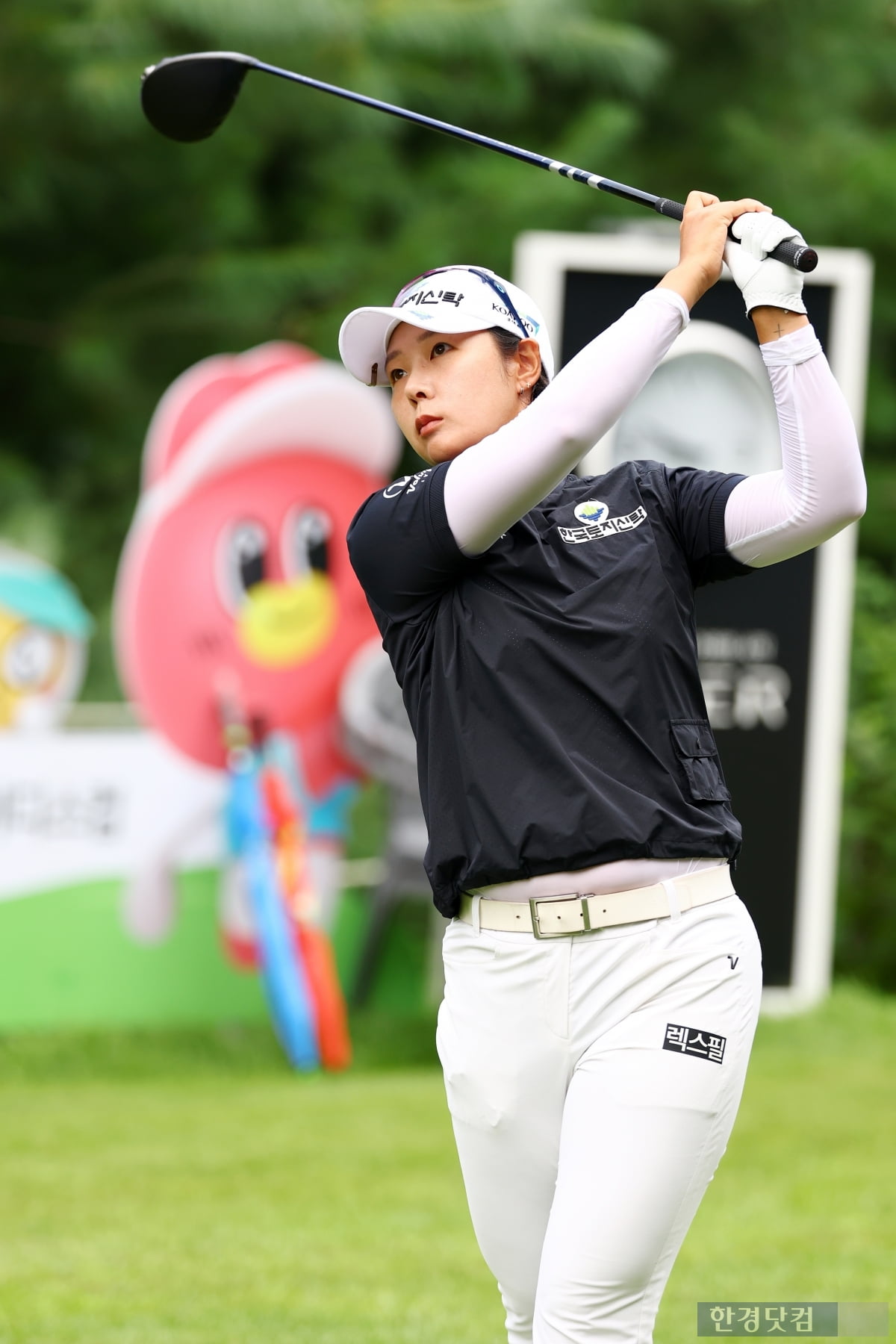 [포토] 박지영, '끝까지 최선을 다한다' (BC카드·한경 레이디스컵 2025)
