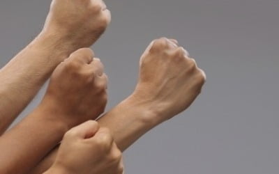 "원청·하청 경계 허문다?"…노란봉투법, 노사관계 질서 시험대에[율촌의 노동법 라운지]