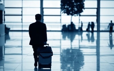'뇌물 파문' 경기도의회, 대규모 해외출장 계획…도민 시선 '싸늘'