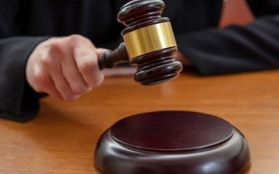 수업 중 "성관계는 좋은 것, 많이 해봐야"…50대 전 교사 벌금형