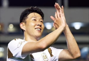 손흥민, 美 LAFC 이적 사흘 만에 데뷔전