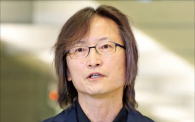 주병기 "경제적 강자 甲질 막겠다"…온플법은 속도조절