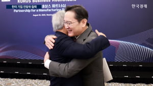 이재용·젠슨황, 격한 포옹…7조 더 얹은 현대차