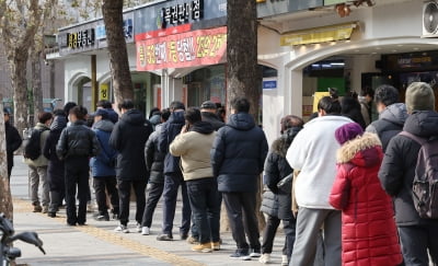 “불황형 상품이라고?” 고소득층이 줄서서 사는 '이것'