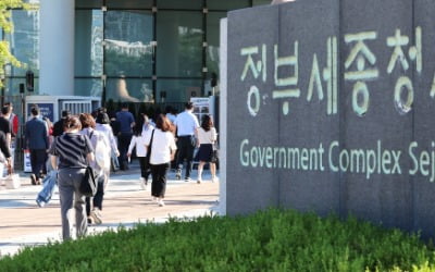 "5층은 시원한데 왜 6층은 찜통이냐"…정부의 '폭염 불평등' [김익환의 부처 핸즈업]