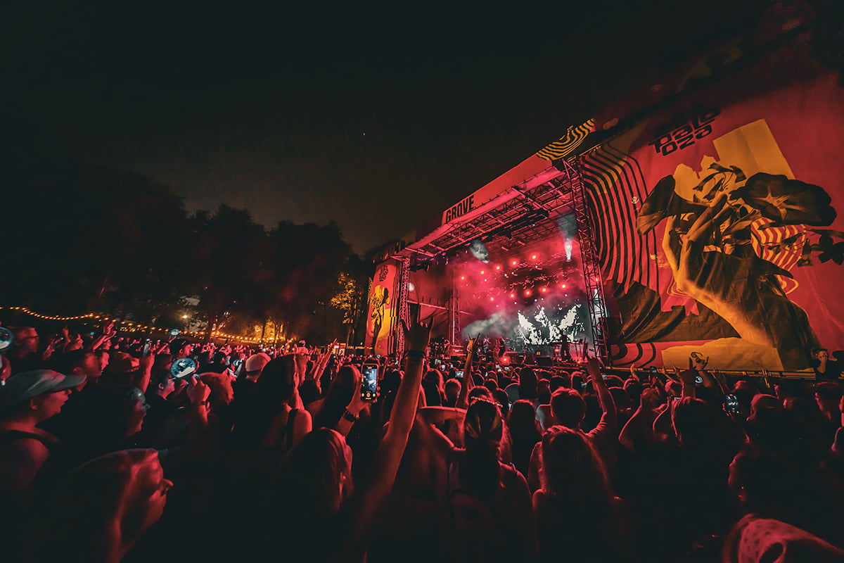 Xdinary Heroes Make a Powerful Debut at Lollapalooza Chicago, Proving Their Global K-Pop Super Band Potential