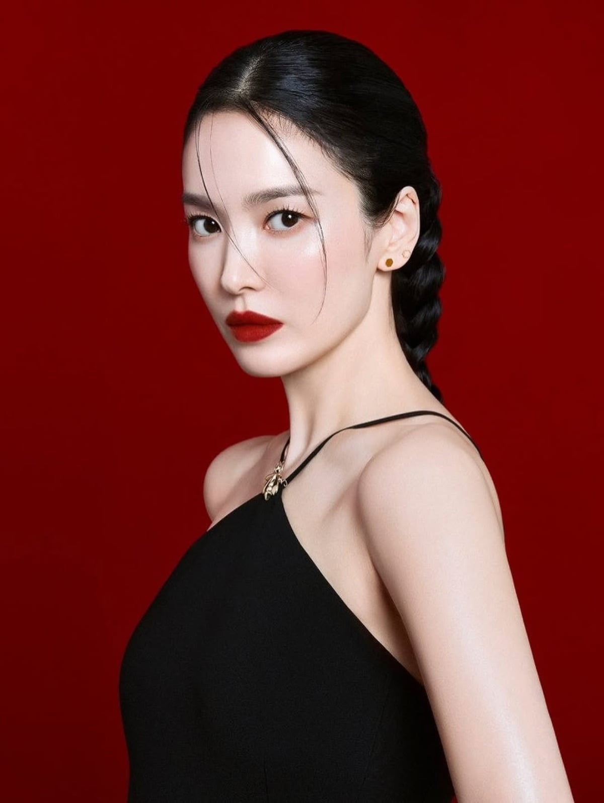 Song Hye-kyo Stuns in Captivating New Photoshoot for Global Beauty Brand