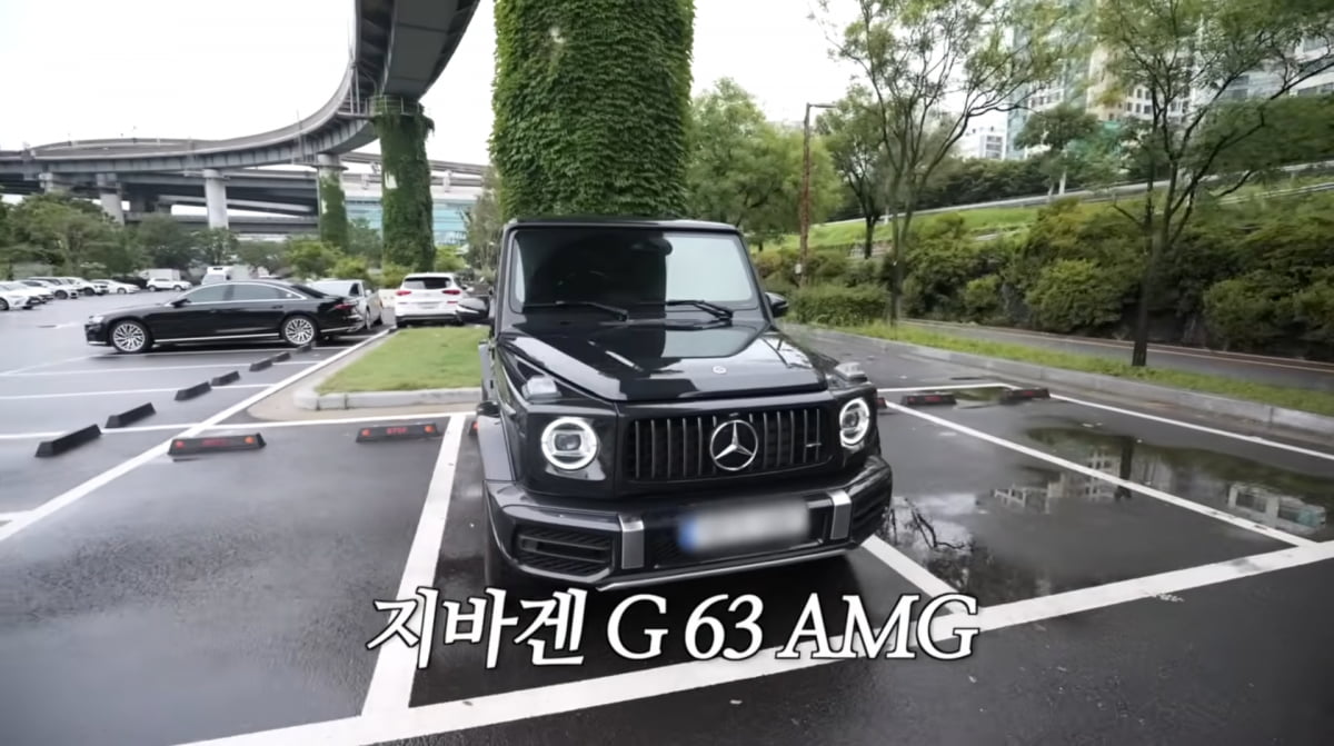 Former Lovelyz Member Mijoo Flaunts Her Luxury SUV in Latest YouTube Video
