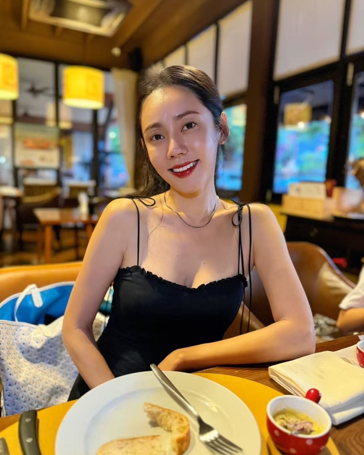 Korean Actress Choo Ja-hyun Captivates with Elegant Charm in Latest Instagram Photos