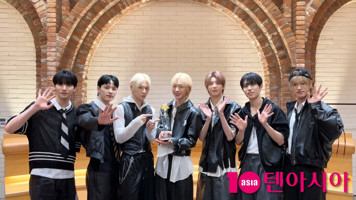 NEXZ Crowned Best Rookie at 13th TOP TEN AWARDS
