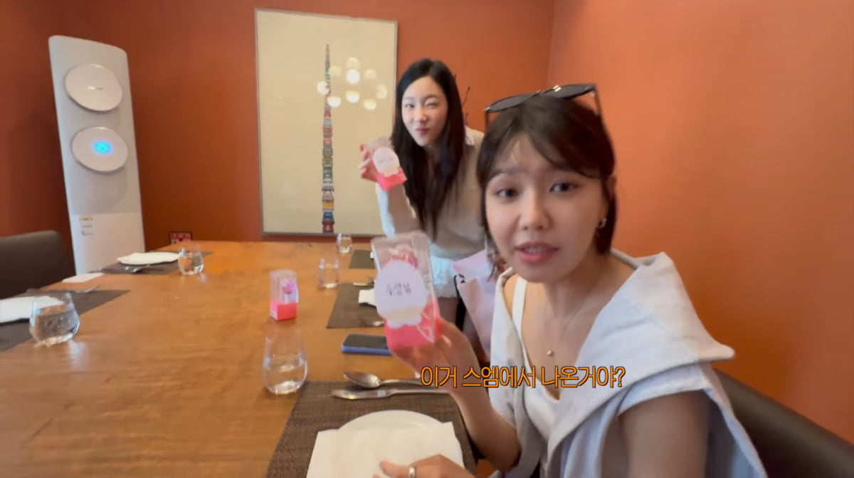 Girls' Generation Discusses 20th Anniversary Project During Tiffany's Birthday Celebration