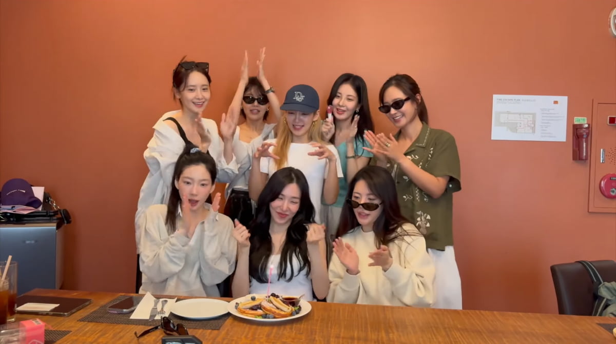 Girls' Generation Discusses 20th Anniversary Project During Tiffany's Birthday Celebration
