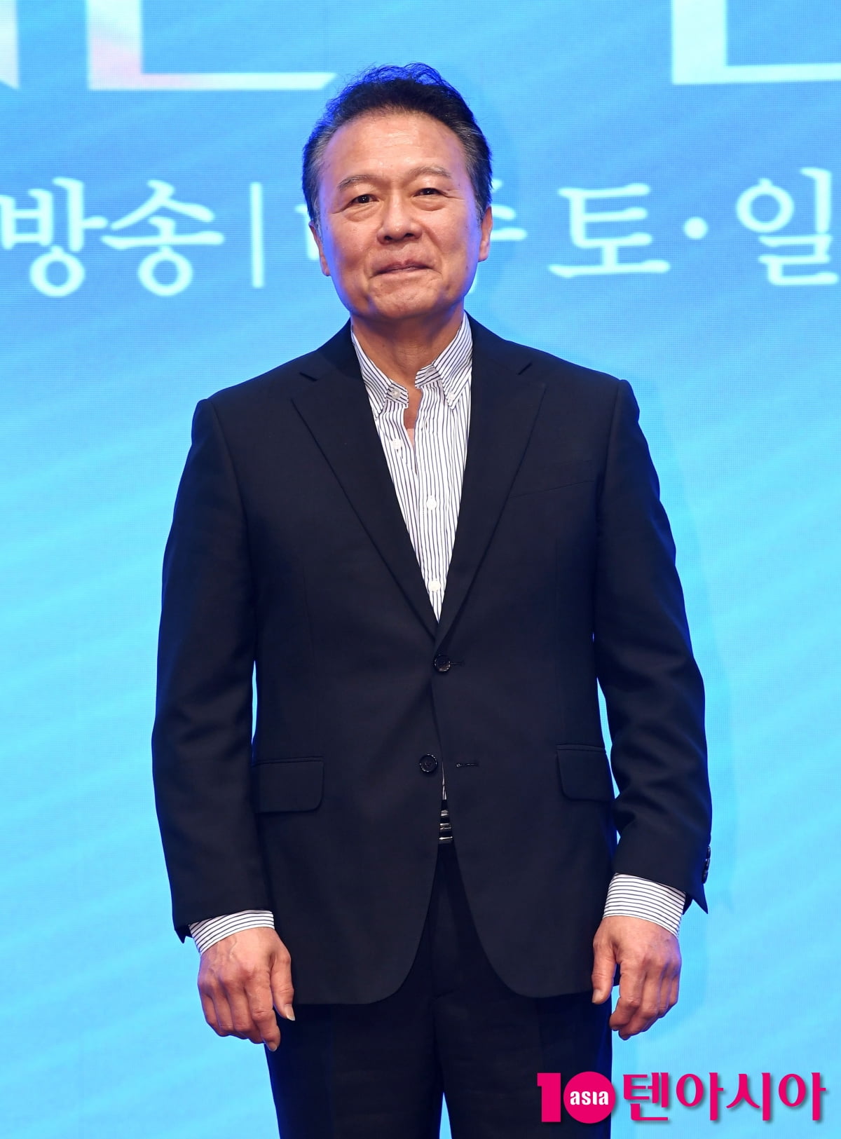俳優 チョン・ホジン、新ドラマ『華麗なる日々』制作発表会に登場