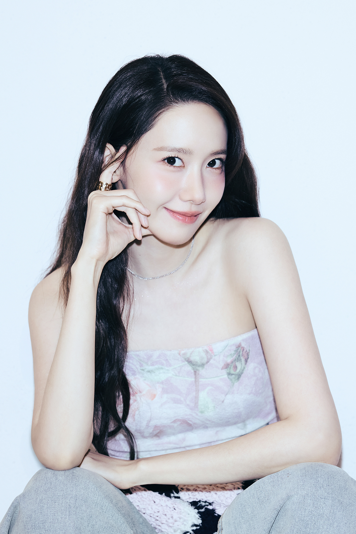 Lim Yoon-a Expresses Passion for Acting and Desire for Diverse Roles in 'Pretty Crazy'