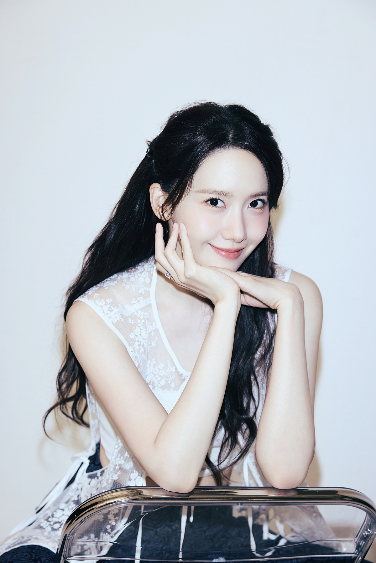 Lim Yoon-a Embraces Dual Roles in 'Pretty Crazy': A Journey of Transformation and Growth