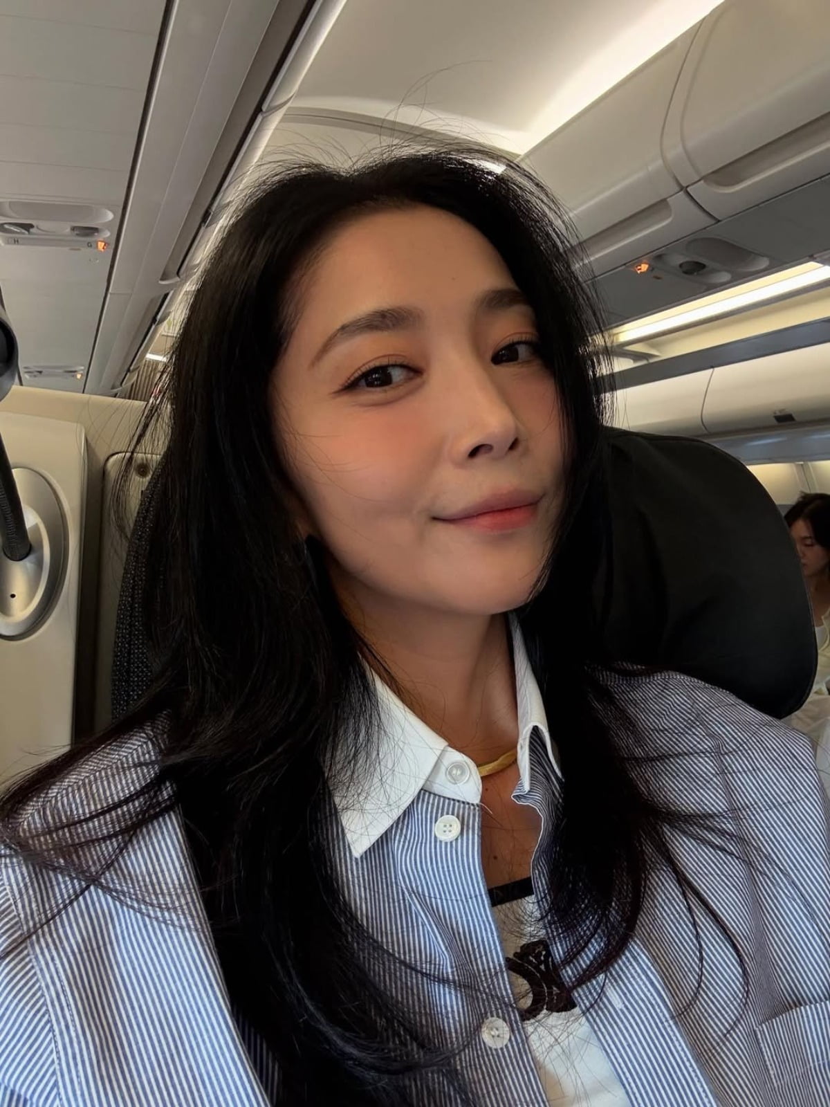 Korean Actress Oh Yoon-ah Shares Heartwarming Travel Moments with Son