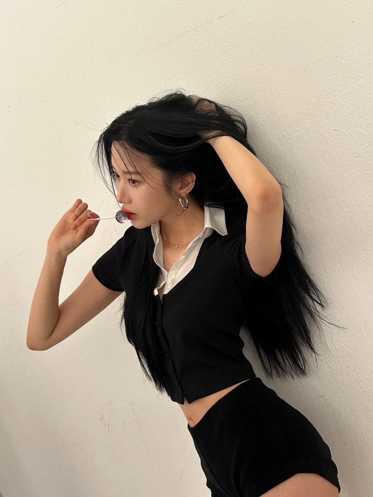 Moon Ga-young Captivates with Contrasting Styles in Latest Instagram Photos