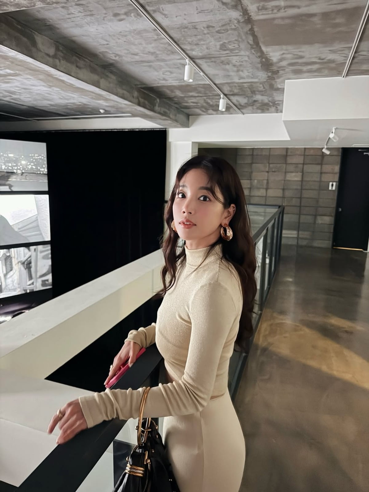 Korean Actress Ki Eun-se Stuns with Elegance and Style at Summer Event